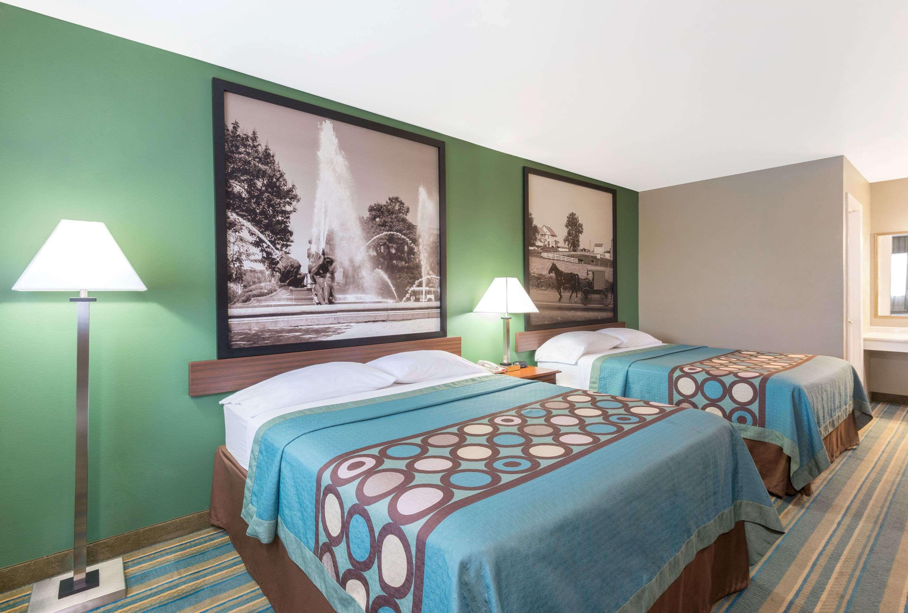 Super 8 By Wyndham Greencastle Eksteriør billede